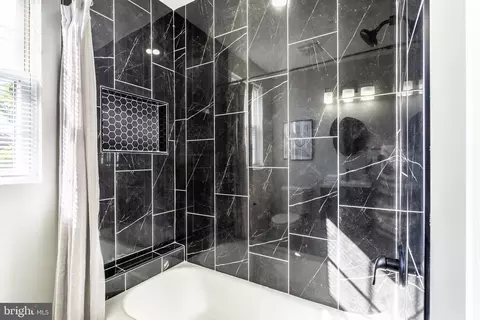 Bath - 3712 Clarinth Rd, Baltimore, MD 21215 photo 3 of 5