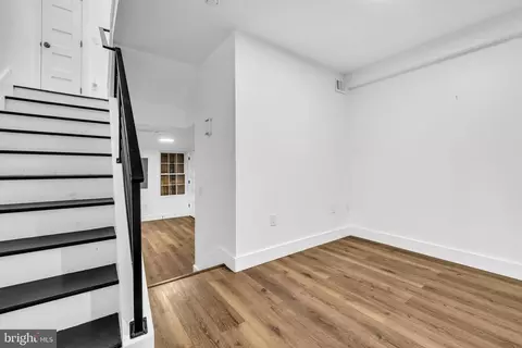 Entry Way - 2731 Round Rd, Baltimore, MD 21225 photo 3 of 5