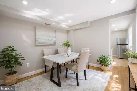 125 E Cross St, Baltimore, MD 21230 photo 3