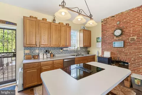 Kitchen - 1361 N Gilmor St, Baltimore, MD 21217 photo 2 of 4