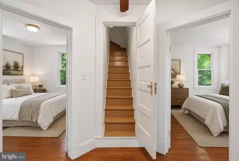 Entry Way - 2613 Ailsa Ave, Baltimore, MD 21214 photo 5 of 5