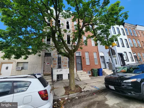 8 Gilmor St, Baltimore, MD 21223 photo 3