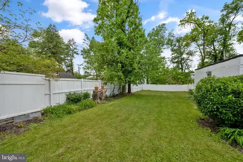 Exterior - 2713 Cheswolde Rd, Baltimore, MD 21209 photo 7 of 14