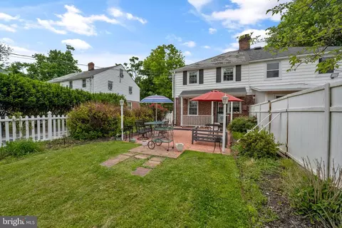 Exterior - 2713 Cheswolde Rd, Baltimore, MD 21209 photo 11 of 14