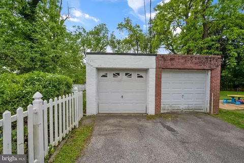 Exterior - 2713 Cheswolde Rd, Baltimore, MD 21209 photo 8 of 14