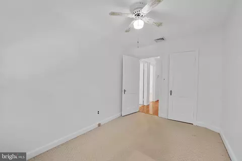Bedroom - 2713 Cheswolde Rd, Baltimore, MD 21209 photo 2 of 7