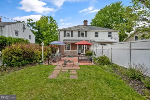 Exterior - 2713 Cheswolde Rd, Baltimore, MD 21209 photo 10 of 14