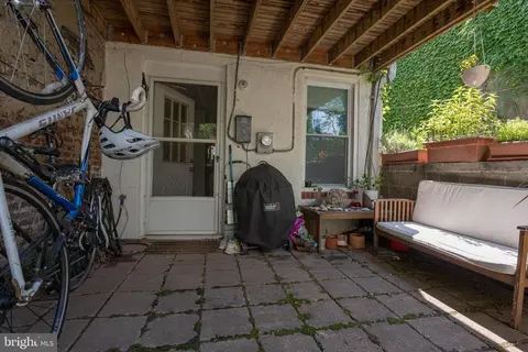 Exterior - 204 S Wolfe St S, Baltimore, MD 21231 photo 1 of 11