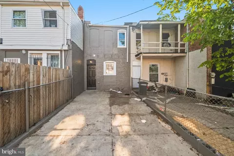 Exterior - 706 N Milton Ave, Baltimore, MD 21205 photo 2 of 2