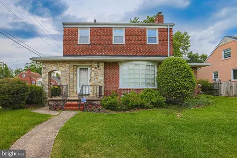 3106 Labyrinth Rd, Pikesville, MD 21208