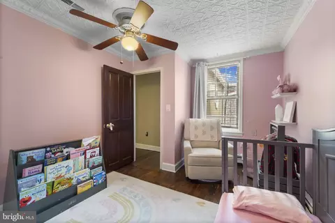 Bedroom - 1121 Battery Ave, Baltimore, MD 21230 photo 5 of 12