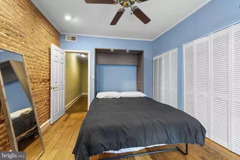 Bedroom - 1121 Battery Ave, Baltimore, MD 21230 photo 11 of 12