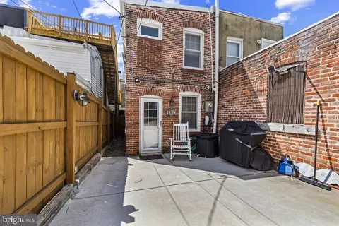 Exterior - 1121 Battery Ave, Baltimore, MD 21230 photo 4 of 5