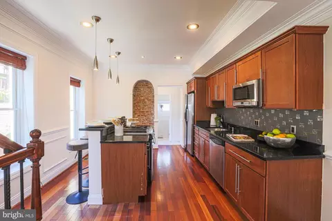 Kitchen - 140 S Curley, Baltimore, MD 21224 photo 10 of 10