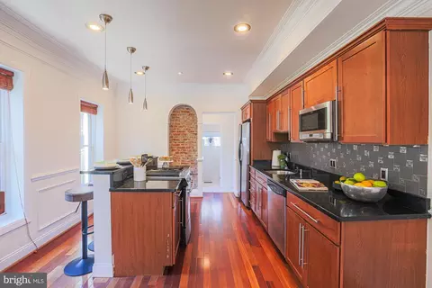 Kitchen - 140 S Curley, Baltimore, MD 21224 photo 2 of 10
