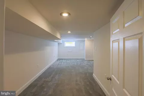 Entry Way - 140 S Curley, Baltimore, MD 21224 photo 15 of 16