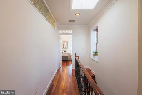 Entry Way - 140 S Curley, Baltimore, MD 21224 photo 13 of 16