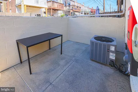 Exterior - 140 S Curley, Baltimore, MD 21224 photo 4 of 5