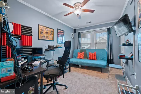 Bedroom - 3013 Harview Ave, Baltimore, MD 21234 photo 6 of 6