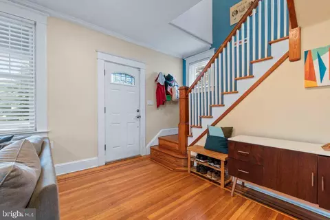 Entry Way - 3013 Harview Ave, Baltimore, MD 21234 photo 5 of 5