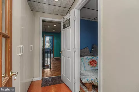 Entry Way - 362 Cornwall St, Baltimore, MD 21224 photo 8 of 9
