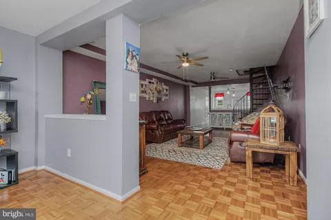 Entry Way - 362 Cornwall St, Baltimore, MD 21224 photo 1 of 9