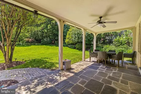 Exterior - 209 E Highfield Rd, Baltimore, MD 21218 photo 3 of 8