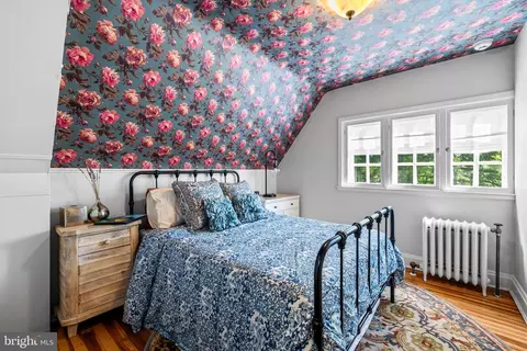 Bedroom - 209 E Highfield Rd, Baltimore, MD 21218 photo 4 of 4