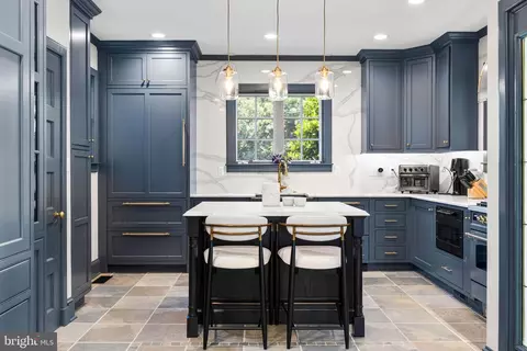 Kitchen - 209 E Highfield Rd, Baltimore, MD 21218 photo 2 of 9