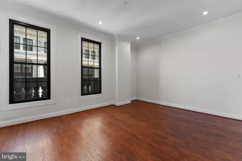 Living - 1 E Chase St #305, Baltimore, MD 21202 photo 8 of 9