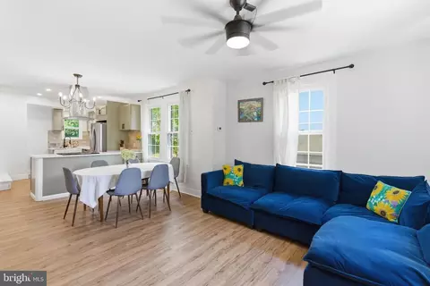 Entry Way - 6003 Highgate Dr, Baltimore, MD 21215 photo 1 of 2