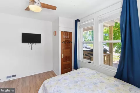 Bedroom - 6003 Highgate Dr, Baltimore, MD 21215 photo 5 of 6