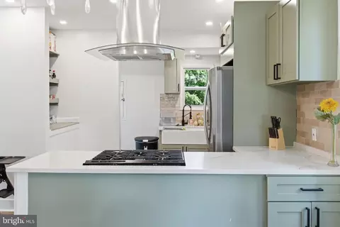 Kitchen - 6003 Highgate Dr, Baltimore, MD 21215 photo 6 of 6