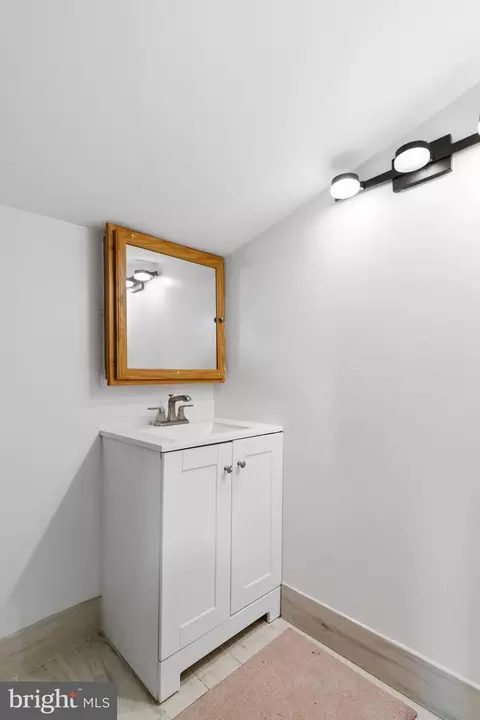 Bath - 6003 Highgate Dr, Baltimore, MD 21215 photo 1 of 4