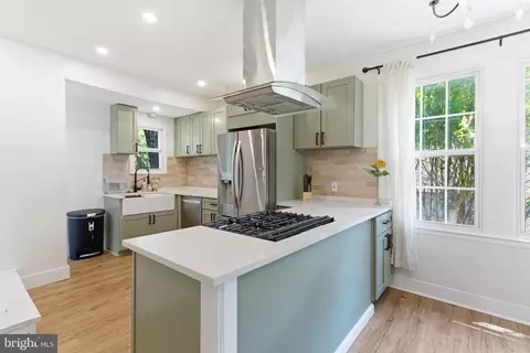 Kitchen - 6003 Highgate Dr, Baltimore, MD 21215 photo 1 of 6