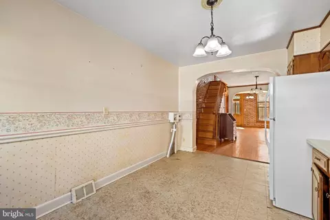 Entry Way - 1414 Andre St, Baltimore, MD 21230 photo 4 of 4