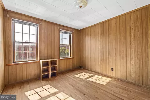 Bedroom - 1414 Andre St, Baltimore, MD 21230 photo 1 of 3