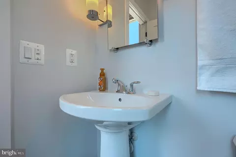 Bath - 1244 Towson St, Baltimore, MD 21230 photo 6 of 12