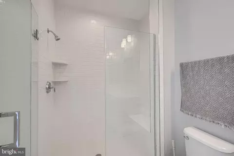 Bath - 1244 Towson St, Baltimore, MD 21230 photo 2 of 12