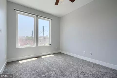 Bedroom - 1244 Towson St, Baltimore, MD 21230 photo 5 of 10