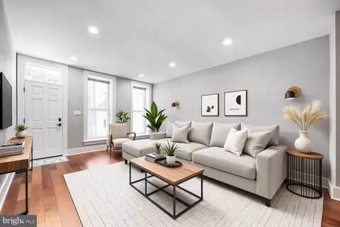 117 W Hamburg St, Baltimore, MD 21230