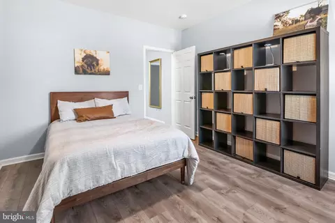 Bedroom - 1602 E Biddle St, Baltimore, MD 21213 photo 6 of 8
