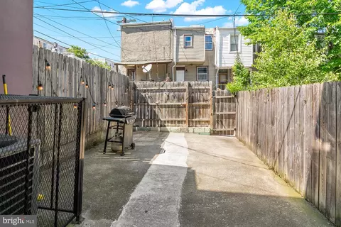 Exterior - 1602 E Biddle St, Baltimore, MD 21213 photo 3 of 6