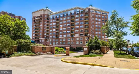 3801 Canterbury Rd #712, Baltimore, MD 21218