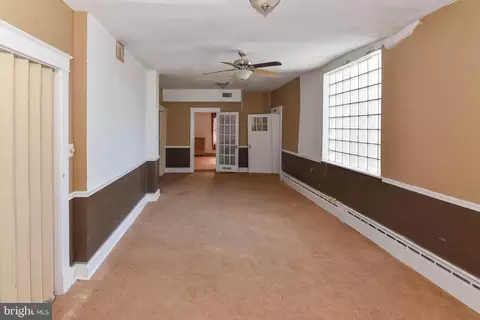 Living - 2431 E Oliver St, Baltimore, MD 21213 photo 5 of 11