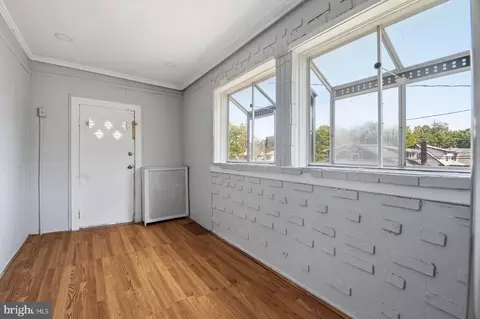 Entry Way - 3203 Glen Ave, Baltimore, MD 21215 photo 4 of 5