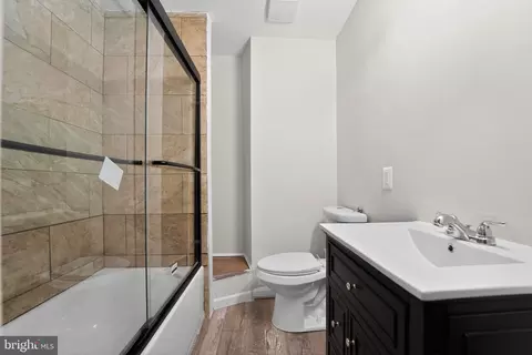 Bath - 2635 Harlem Ave, Baltimore, MD 21216 photo 1 of 2