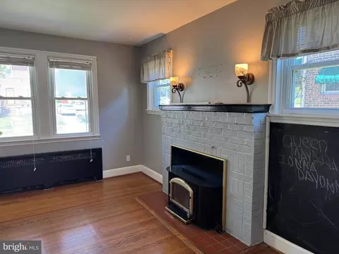 Living - 5111 Edgar Ter, Baltimore, MD 21214 photo 9 of 17