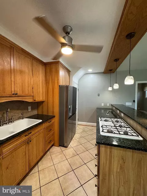 Kitchen - 5111 Edgar Ter, Baltimore, MD 21214 photo 3 of 5
