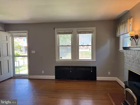 Living - 5111 Edgar Ter, Baltimore, MD 21214 photo 12 of 17